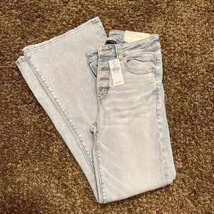 (2 Short) Super High Rise Flare Stretch American Eagle Jeans